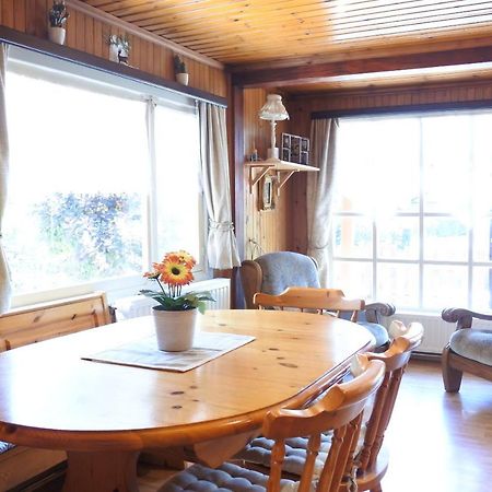 Aux Ecureuils Villa Resteigne ภายนอก รูปภาพ